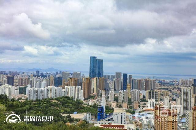 信號(hào)山：青年當(dāng)全力沖刺 跑出強(qiáng)國復(fù)興好成績