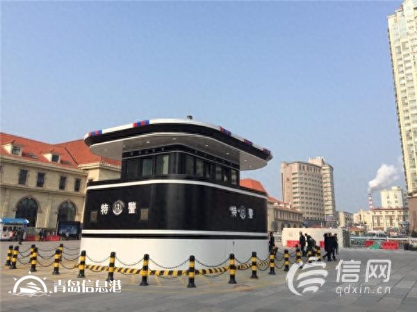 走進(jìn)青島站最亮風(fēng)景線(xiàn) 特警崗?fù)けＰl(wèi)旅客出行安全