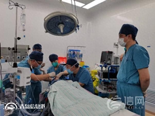 女孩咳嗽3天一直不好 原來是瓜子碎塊進(jìn)了支氣管