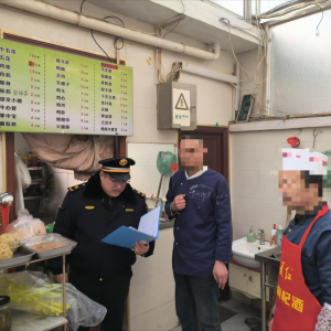 鳳臺執(zhí)法中隊(duì)開展春節(jié)前油煙檢查工作