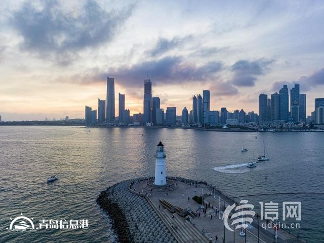 大抓工業(yè)化鮮明導(dǎo)向 青島為新年首要任務(wù)“點(diǎn)題”
