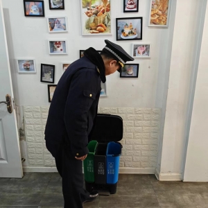 “信用+”南村執(zhí)法中隊(duì)開展垃圾分類專項(xiàng)執(zhí)法檢查！