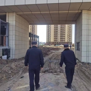 同和執(zhí)法中隊(duì)：“關(guān)注工地環(huán)保，建筑工地?fù)P塵治理”