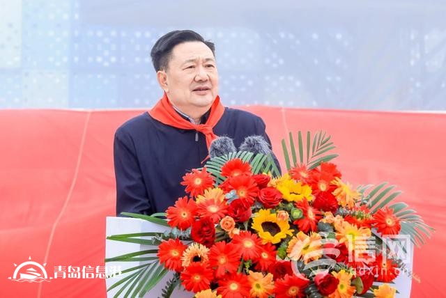 “大國重器”社會課堂 愛國主義教育航天展在青島金沙灘啤酒城開幕