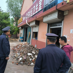 鳳臺(tái)執(zhí)法中隊(duì)積極處理建筑垃圾，以信用執(zhí)法守護(hù)城市環(huán)境