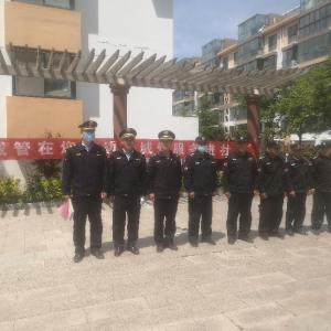 李園街道綜合行政執(zhí)法中隊(duì)開展“城管進(jìn)社區(qū) 服務(wù)走在前”宣傳教育進(jìn)社區(qū)活動(dòng) ...