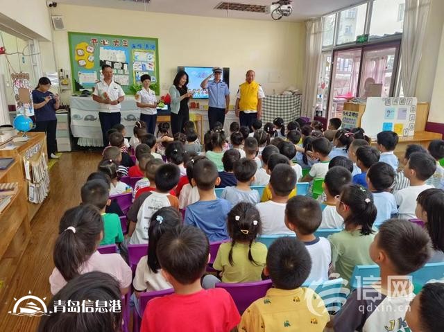 信新相映走進金湖路幼兒園 讓孩子們體驗當(dāng)“小鐵騎”的樂趣