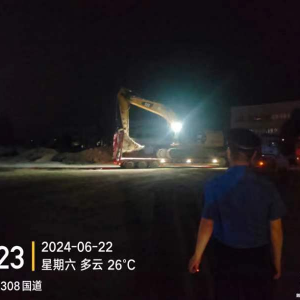 李園街道綜合行政執(zhí)法中隊(duì)：強(qiáng)化夜間巡查 守護(hù)市容秩序