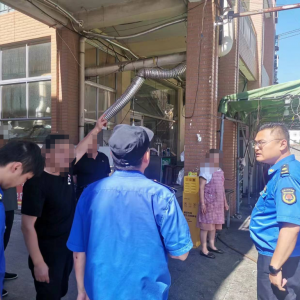 平度市東閣街道執(zhí)法中隊強力推進(jìn)“拆違治亂”，打造宜居城市環(huán)境 ...