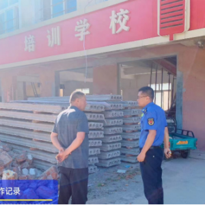 執(zhí)法巡查不松懈，嚴(yán)格管控建筑垃圾
