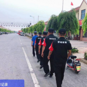 保持高壓態(tài)勢(shì)，持續(xù)開展建筑垃圾專項(xiàng)整治