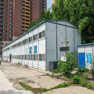 主動(dòng)拆除臨時(shí)工棚 共護(hù)城市整潔環(huán)境